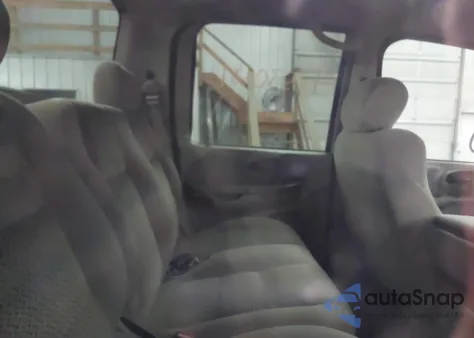 2002 Ford F-150 Lariat/Xlt z USA, uszkodzony, nr VIN 1FTRW08L82KA54349